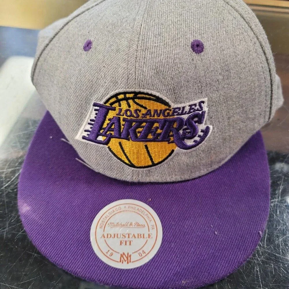 Mitchell & Ness Los Angeles Lakers Purple Grey Adjustable Snapback Hat Cap - Picture 1 of 9